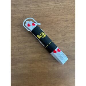 DR.MARTEN WHITE HEART LACES NEW RARE